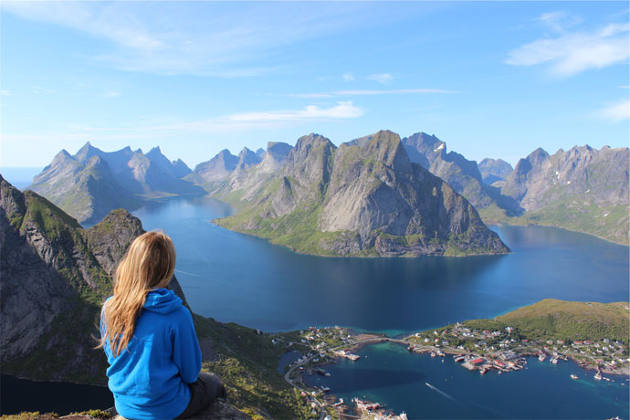 15 Reasons Why Everyone Should Experience Traveling Alone