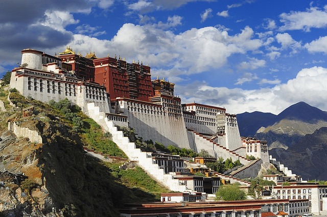 ۱۰ جاذبه برتر گردشگری در چین 19 2 Potala Palace