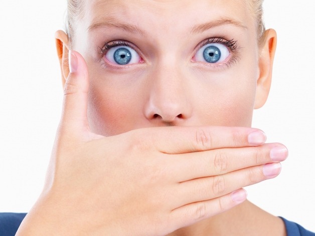 علت بد بویی دهان چیست ؟