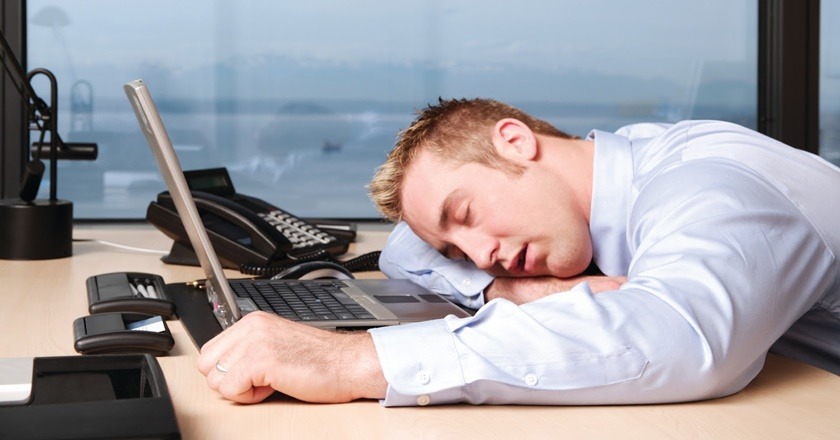تاثیرات منفی خواب کمتر از ۸ ساعت 2 Sleep Better By Sleeping Less