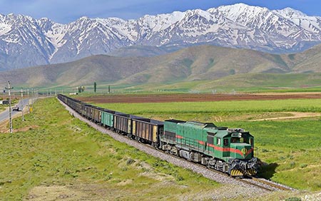 زیباترین مسیرهای قطار در دنیا + تصاویر 9 beautiful trains world25
