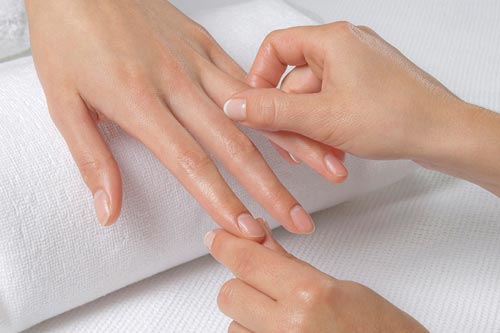 nail massage